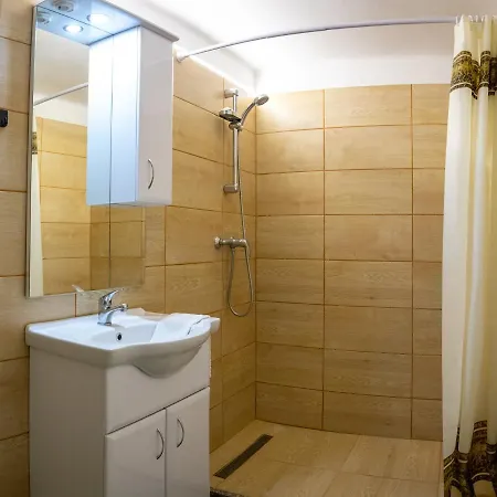 Silentium Garden ゲストハウス